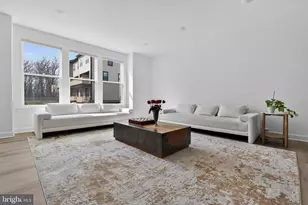 4991 Longmire Wy, Chantilly, VA 20151 - Photo 2