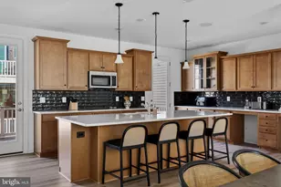 4991 Longmire Wy, Chantilly, VA 20151 - Photo 2