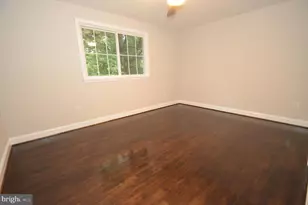 5200 Kings Park Dr, Springfield, VA 22151 - Photo 16