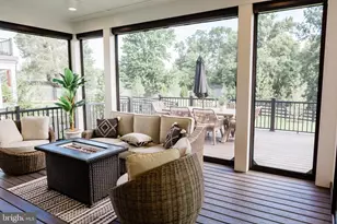 408 SE Fellini Ct, Vienna, VA 22180 - Photo 24