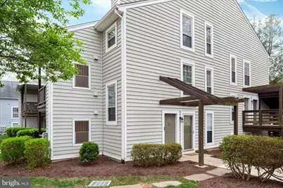 10198 Oakton Terrace Road, Oakton, VA 22124 - Photo 2