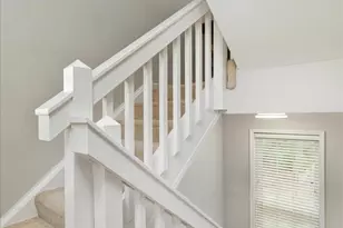 10198 Oakton Terrace Rd, Oakton, VA 22124 - Photo 6