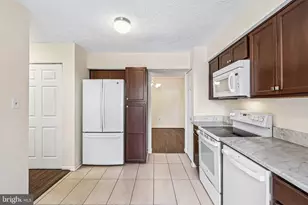 14002 Walter Bowie Ln, Centreville, VA 20121 - Photo 16