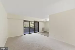 2316 Freetown Ct, Reston, VA 20191 - Photo 12