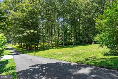 10418 Adel Road, Oakton, VA 22124 - Photo 48