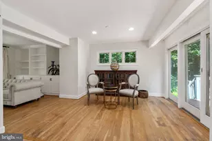 10418 Adel Rd, Oakton, VA 22124 - Photo 10