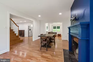 10418 Adel Rd, Oakton, VA 22124 - Photo 8