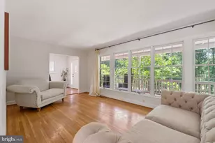 10418 Adel Rd, Oakton, VA 22124 - Photo 14