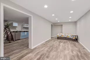 10418 Adel Rd, Oakton, VA 22124 - Photo 32