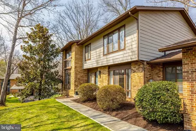 9122 Cricklewood Court, Vienna, VA 22182 - Photo 4