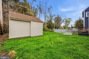 2915 Brook Dr, Falls Church, VA 22042 - Photo 40