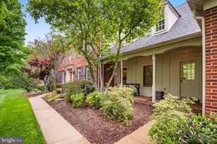 7513 Detwiller Dr, Clifton, VA 20124 - Photo 2