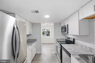 1227 Springtide Pl, Herndon, VA 20170 - Photo 8