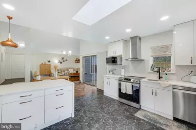 11232 Handlebar Road, Reston, VA 20191 - Photo 30