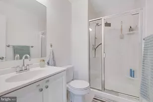 11232 Handlebar Rd, Reston, VA 20191 - Photo 16