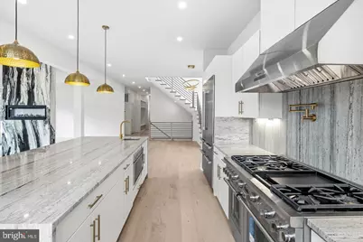 719 Meadow Lane SW, Vienna, VA 22180 - Photo 18