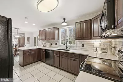 11123 Clara Barton Drive, Fairfax Station, VA 22039 - Photo 16