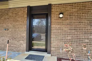 5674 Oak Tanager Ct, Burke, VA 22015 - Photo 2