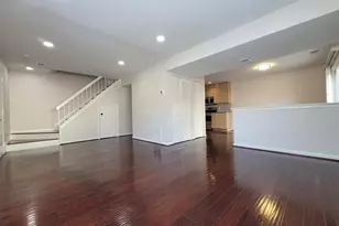 5674 Oak Tanager Ct, Burke, VA 22015 - Photo 6