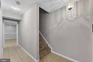 1159 Lisa Ct, Herndon, VA 20170 - Photo 32