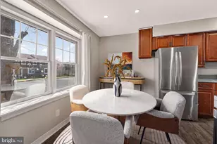 1159 Lisa Ct, Herndon, VA 20170 - Photo 8