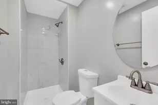 8677 Hickory Ridge Ct, Springfield, VA 22153 - Photo 16