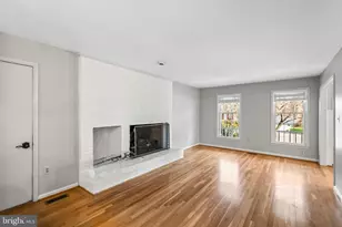 8942 Kenilworth Dr, Burke, VA 22015 - Photo 20