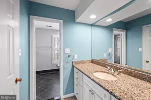 8942 Kenilworth Dr, Burke, VA 22015 - Photo 28