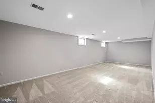 8942 Kenilworth Dr, Burke, VA 22015 - Photo 40