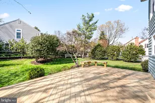 8942 Kenilworth Dr, Burke, VA 22015 - Photo 48