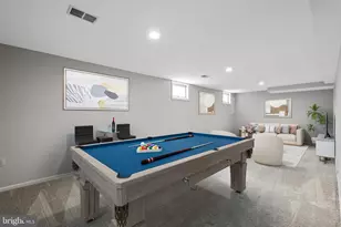 8942 Kenilworth Dr, Burke, VA 22015 - Photo 38