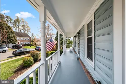 8942 Kenilworth Drive, Burke, VA 22015 - Photo 4