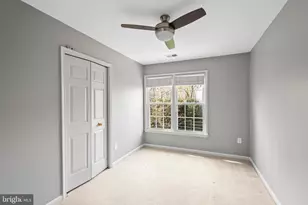 8942 Kenilworth Dr, Burke, VA 22015 - Photo 32