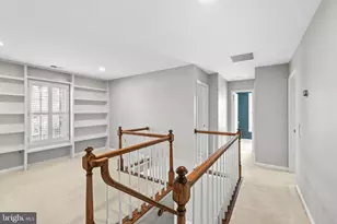 8942 Kenilworth Dr, Burke, VA 22015 - Photo 22