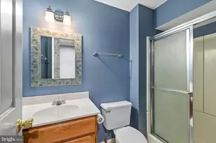 8942 Kenilworth Dr, Burke, VA 22015 - Photo 42