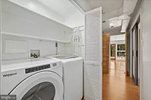 6523 Kerns Rd, Falls Church, VA 22044 - Photo 26