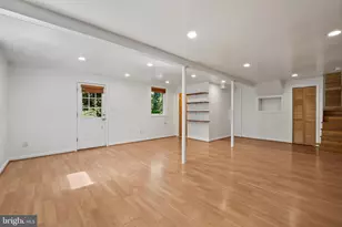 6523 Kerns Rd, Falls Church, VA 22044 - Photo 8