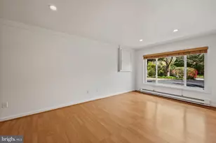 6523 Kerns Rd, Falls Church, VA 22044 - Photo 24