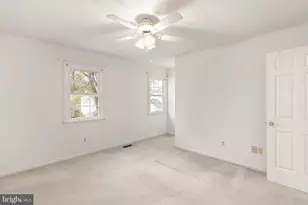 5613 Doolittle St, Burke, VA 22015 - Photo 24