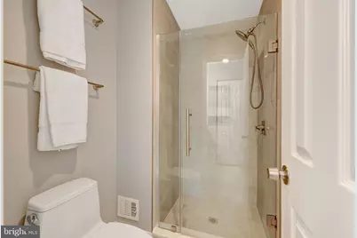 9607 Scotch Haven Drive, Vienna, VA 22181 - Photo 28