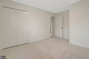 9607 Scotch Haven Dr, Vienna, VA 22181 - Photo 32