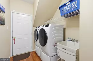 1504 Judd Ct, Herndon, VA 20170 - Photo 22