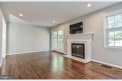 7046 Leestone Street, Springfield, VA 22151 - Photo 20