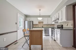 7046 Leestone St, Springfield, VA 22151 - Photo 12