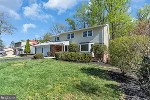 7804 Carrleigh Pkwy, Springfield, VA 22152 - Photo 2