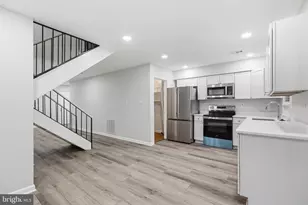 2006 Headlands Cir, Reston, VA 20191 - Photo 10