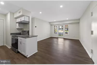 5898 Surrey Hill Place #684, Springfield, VA 22152 - Photo 2