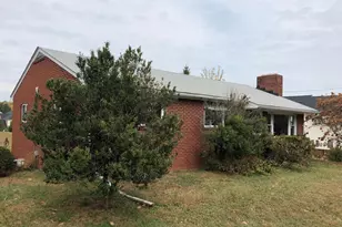 12627 Buckleys Gate Dr, Fairfax, VA 22030 - Photo 2