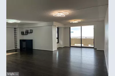 1800 Old Meadow Road #521, McLean, VA 22102 - Photo 2