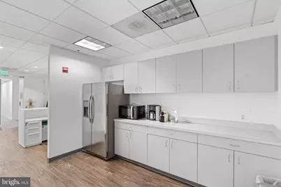 6400 Arlington Boulevard, Falls Church, VA 22042 - Photo 8